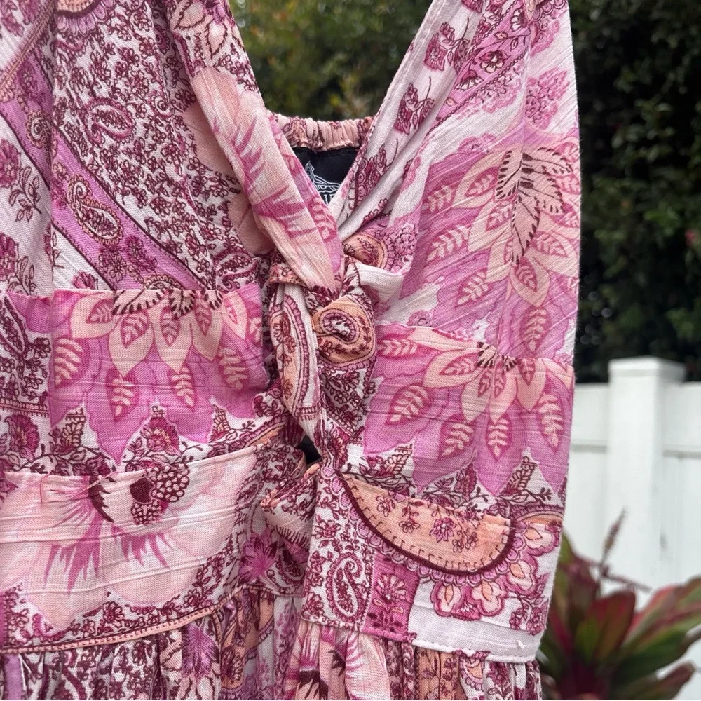 ANGIE Pink Paisley Maxi Dress Twist Front Cut Out Boho Size S NWT - Picture 6 of 7